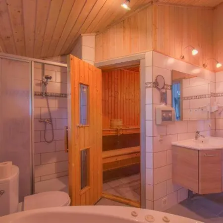 Holiday home Seeschwalbe 229